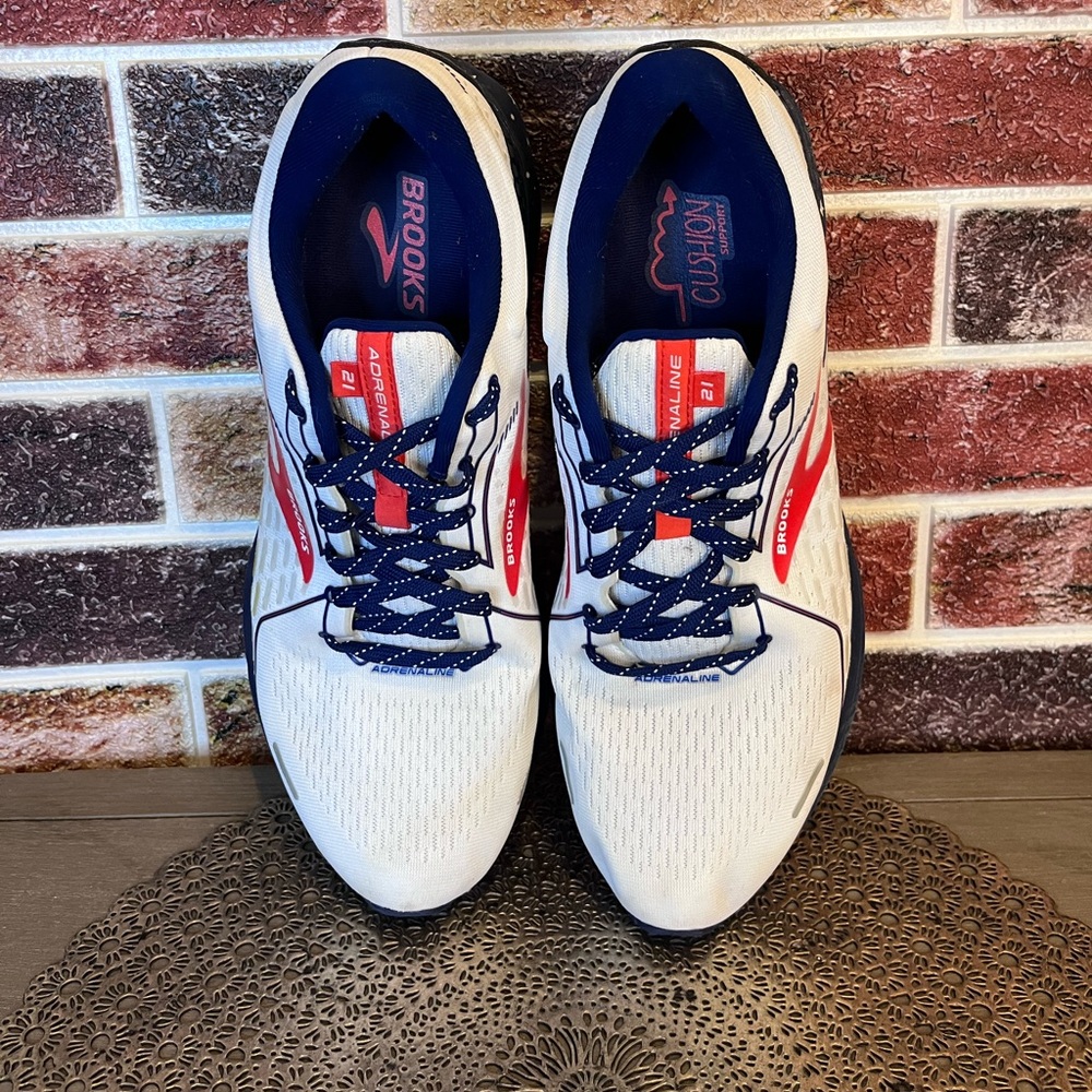 COPY - Brooks Adrenaline 21